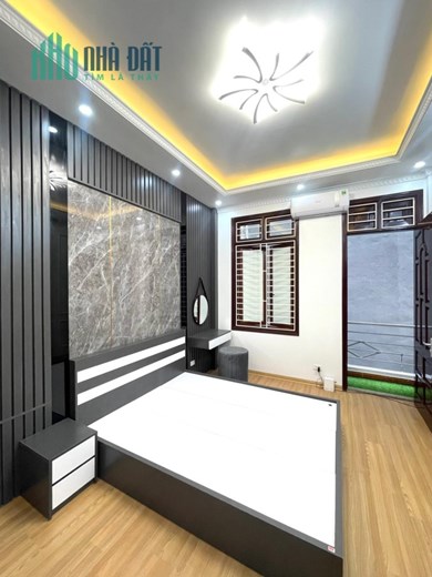 Cực hiếm - nhà nàm trong khu  phân lô - phùng chí kiên -ô tto đỗ cửa 
Ngõ rộng -  sạch sẽ giao