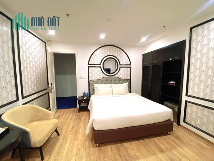 Dẳng cấp ! khách sạn 5sao số 1 nguyễn thị định 520m 11t chỉ 239 ty.