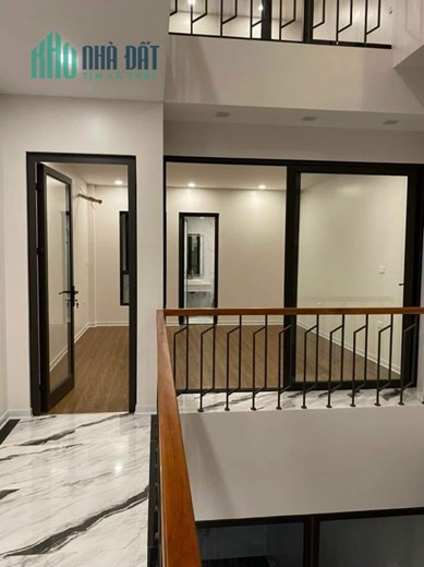 Hiếm! Bán Nhà Mặt Phố Thanh Nhàn – Vị Trí Đẹp – Mặt Tiền Rộng – DT 51m2*5 Tầng – Chỉ 15 Tỷ