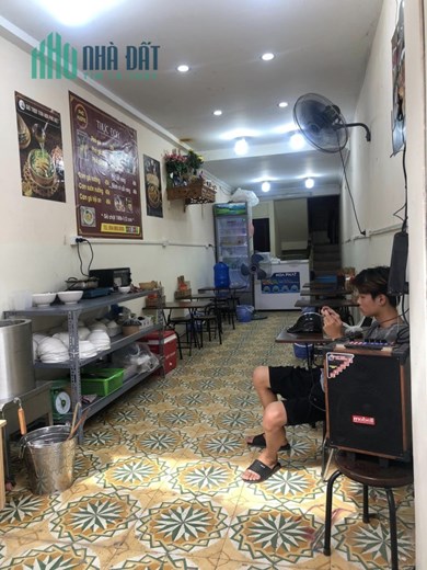 SANG NHƯỢNG CỬA HÀNG CƠM, PHỞ ĐỊA CHỈ ĐƯỜNG BƯỞI, PHƯỜNG VĨNH PHÚC, QUẬN BA ĐÌNH, HÀ NỘI