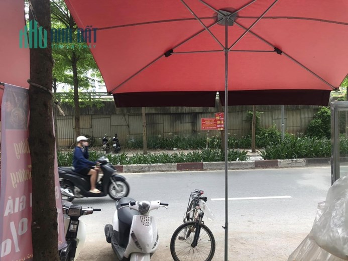 SANG NHƯỢNG CỬA HÀNG CƠM, PHỞ ĐỊA CHỈ ĐƯỜNG BƯỞI, PHƯỜNG VĨNH PHÚC, QUẬN BA ĐÌNH, HÀ NỘI