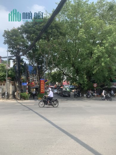 Bán nhà Thụy Khuê Tây Hồ 5 tỷ 7, thang máy 34m2 , bãi ô tô gần nhà