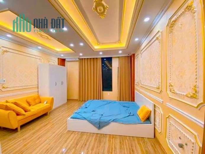 Một nhà ra phố Pháo Đài Láng Đống Đa 42m 7 tầng nhà đẹp ngõ thông gần ô tô chỉ 6.1 tỷ lh  0975124520