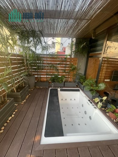 Cho thuê nhà Mặt phố Ô Chợ Dừa giá 65tr/tháng, 150mx4 tầng, KD cực tốt