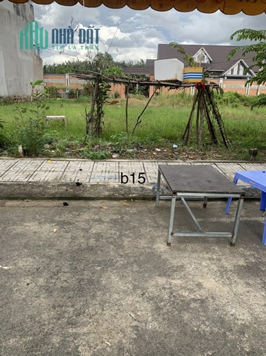 Bán đất trường lưu quận 9,51m giá 2.4 tỷ LH 0933660119 Hoài