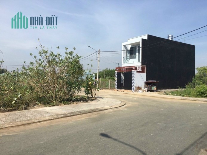 Bán đất Long Phước giá 2 tỷ, 50m,SHR,Long Phước 5 đường 8.LH 0933660119 Hoài
