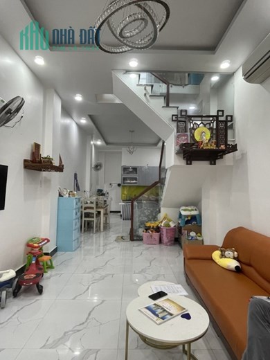 Bán nhà HXH 5m Ông Ích Khiêm Quận 11 52m2 2 tầng BTCT giá rẻ chỉ nhỉnh 6 tỷ