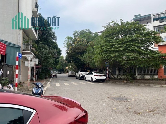 SIÊU HIẾM- SIÊU ĐẸP- HƠN 7 TỶ SỠ HỮU NHÀ PHỐ LÂM HẠ- KHU VIP LONG BIÊN.