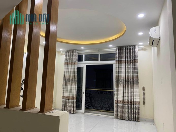 Nhà 4 Tầng Xe 7 Chỗ Đến Nhà - Cách Mặt Tiền Nguyễn Thị Thập Vài Mét - Trung Tâm Quận 7