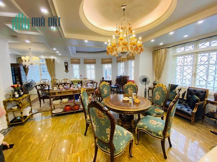 Bán Siêu Biệt Thự, Nội Thất dát vàng tại Bán Đảo Linh Đàm, Hoàng Mai, Hà Nội. Diện tích 275m2 x 4