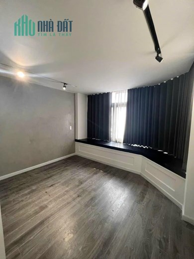 NHÀ ĐẸP DƯƠNG BÁ TRẠC QUẬN 8 HẺM XE HƠI - KINH DOANH ĐỈNH