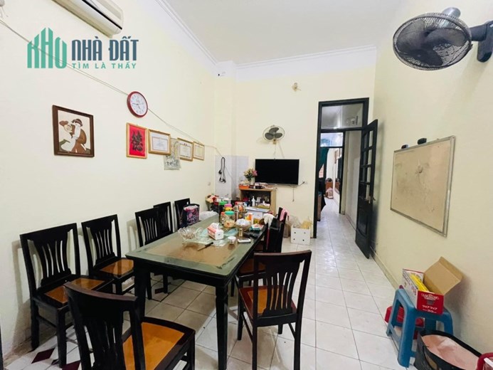 Bán căn nhà 61m2 phố An Dương, Tây Hồ Dân xây 5 phòng ngủ 10m 2 Ô tô tránh 6.9 Tỷ