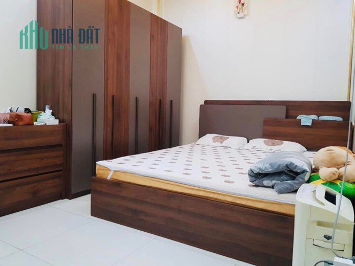 Hoa hậu mặt phố Nguyễn Viết Xuân Ngô Thì Nhậm, kinh doanh, nhỉnh 9 tỷ