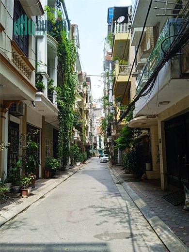 Bán nhà Phạm Ngọc Thạch P/Lô  vỉa hè 3 ô tô tránh, Dt 55m x 5.5t, mt 6.6m, 11 tỷ.
