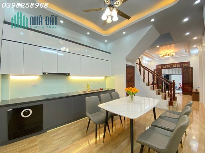 BÁN NHÀ KHÂM THIÊN, 50m2x 4T, MT5m, Ô TÔ ĐỖ CỔNG, KINH DOANH, CHỈ NHỈNH 4 TỶ