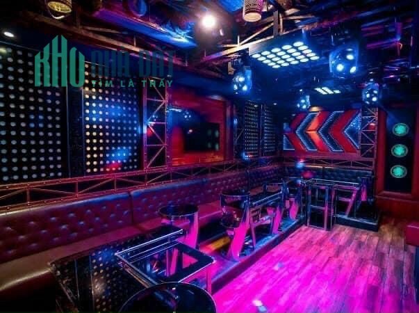 Bán tòa nhà mặt phố Đống Đa 9 tầng 1 hầm mt19m 500m2 dòng tiền cao chỉ 200 tỷ