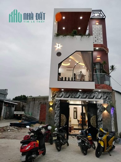 Bán nhà 2 tầng 2 mê sát đường Hoàng Thị Loan, Hòa Minh, Liên Chiểu, Đà Nẵng