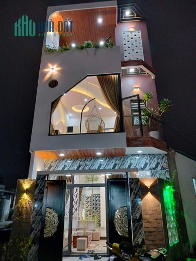 Bán nhà 2 tầng 2 mê sát đường Hoàng Thị Loan, Hòa Minh, Liên Chiểu, Đà Nẵng