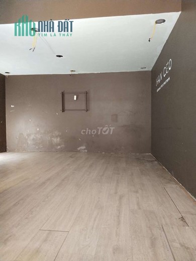Cho thuê mặt bằng tầng 1 mặt phố Hồng Phúc, Ba Đình
