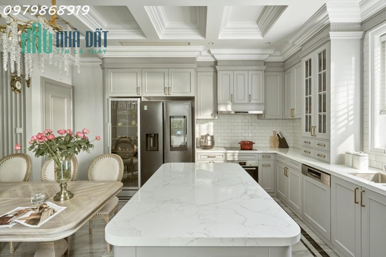 CHỈ NHỈNH 3 TỶ CÓ NGAY SIÊU PHẨM ĐẸP PHỐ NGỌC LÂM, LONG BIÊN. 36Mx 5T, MT 5M, GẦN Ô TÔ TRÁNH