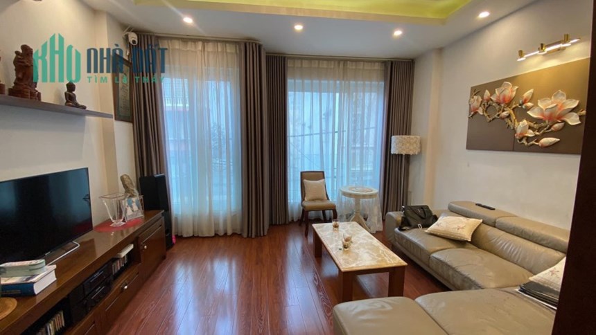 Bán nhà Giáp Bát, Hoàng Mai, nhà ở ngay, 1 nhà ra  phố, lô góc, 44m2, 5T giá chỉ 4 tỉ8