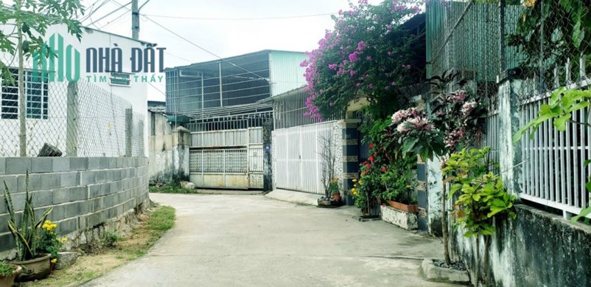 CHÍNH CHỦ Cần Bán Gấp Lô Đất View Sông Tắc