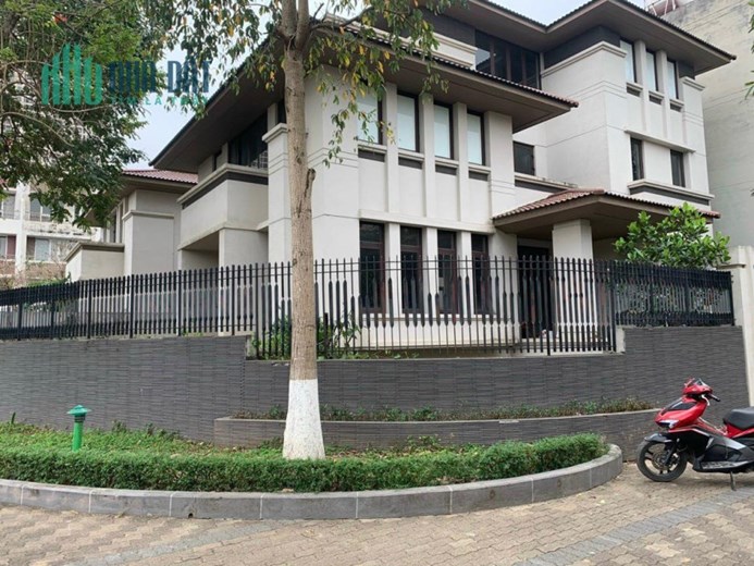 Cần bán gấp 2 căn biệt thự đơn lập khu biệt thự An Hưng Hà Đông view nhìn Hồ điều hòa có tầng hầm