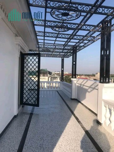 Bán nhà mặt phố Đông Tác, 60m2 x 8T, oto tránh, thang máy, kinh doanh vô đối, nhỉnh 15 tỷ.