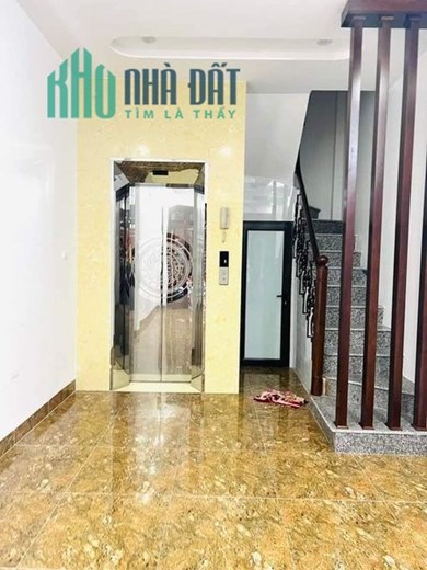 PHÂN LÔ VIP QUÂN ĐỘI CẦU GIẤY -7 TẦNG THANG MÁY- Ô TÔ ĐỖ CỬA CHẠY VÒNG QUANH - KINH DOANH VĂN PHÒNG