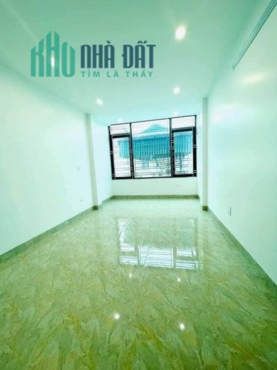 PHÂN LÔ VIP QUÂN ĐỘI CẦU GIẤY -7 TẦNG THANG MÁY- Ô TÔ ĐỖ CỬA CHẠY VÒNG QUANH - KINH DOANH VĂN PHÒNG