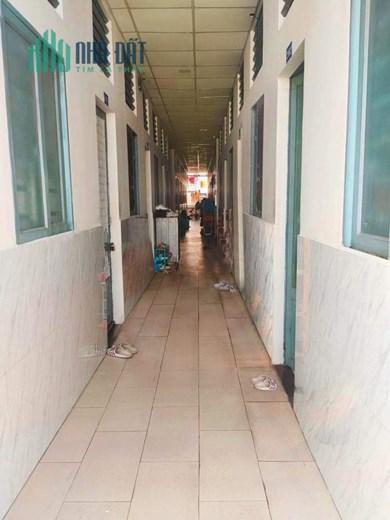 BÁN NHÀ KHỦNG LONG GẦN 400M2 7 TẦNG DÒNG TIỀN TRÊN 300TR/TH. GẦN 100 PHÒNG CHO THUÊ LUÔN FULL.