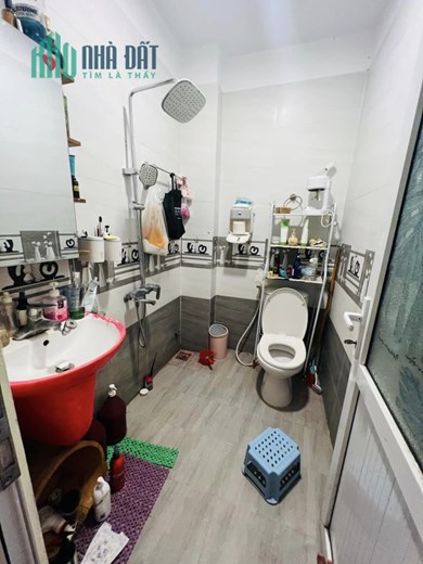 NHÀ ĐẸP GẦN PHỐ - TẶNG FULL NỘI THẤT - CHỈ VIỆC XÁCH VALI LÀ VỀ Ở NGAY . Diện tích 34M2x 5 tầng x