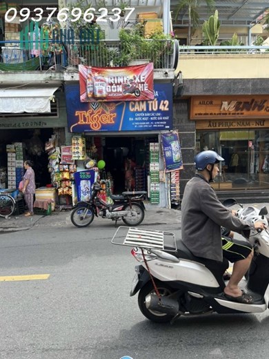 Bán Nhà 3 Tấng Mặt tiền đường Thích Quảng Đức,phường 5,Phú Nhuận Giá giảm 2 tỷ