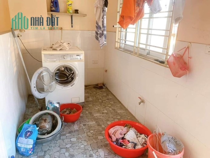 Chính chủ bán nhà phố Đinh Công 74m, mặt tiền 5m oto qua nhà, kinh doanh
giá 10.6 tỷ