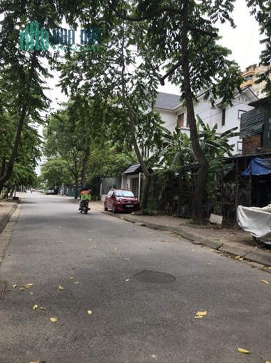 BÁN GẤP BIỆT THỰ SÀI ĐỒNG, LONG BIÊN, 270M, MT 16M, VIEW HỒ, 30 TỶ NHỈNH