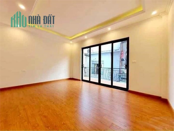 BÁN NHÀ NGUYỄN VĂN CỪ- GIA THỤY 5 TẦNG MỚI ĐẸP LONG LANH VÔ CÙNG THOÁNG SÁNG 44M GIÁ CHÀO NHỈNH 3 TỶ