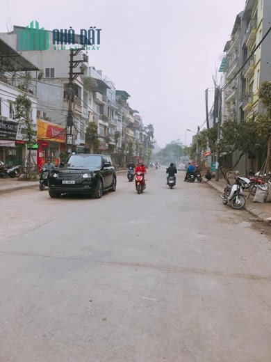 BÁN NHÀ NGUYỄN SƠN 5 TẦNG, Ô TÔ 7 CHỖ ĐỖ CỬA. GIÁ 3.3 TỶ