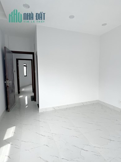 Cho thuê NNC - căn góc đường nội bộ Bông Sao P5Q8. Giá 20 triệu