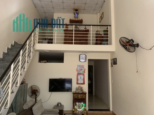 GIẢM GIÁ GẦN 1 TỶ BÁN NHÀ MẶT TIỀN KINH DOANH GẦN CHỢ MỚI HÒA THUẬN, HẢI CHÂU, ĐÀ NẴNG.