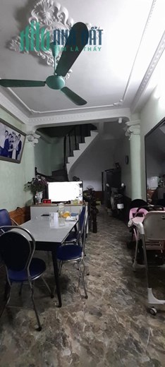 Nhà Lạc Trung, ngõ phân lô, trước nhà ô tô tránh, DT38m2, giá 3.9 tỷ.