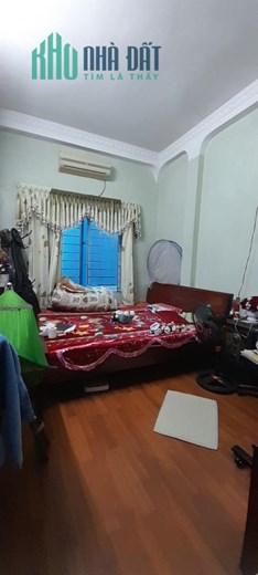 Nhà Lạc Trung, ngõ phân lô, trước nhà ô tô tránh, DT38m2, giá 3.9 tỷ.