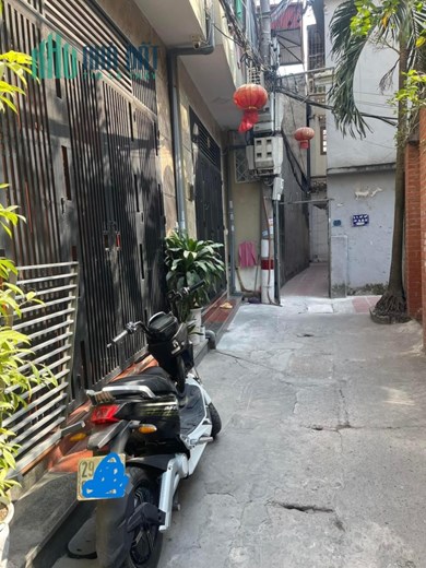 Bán nhà Trương Định, nhà ngõ rộng, khu vực gần Chợ Mơ, DT43m2, giá 4 tỷ.