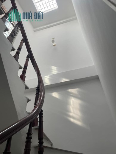 Bán nhà Trương Định, nhà ngõ rộng, khu vực gần Chợ Mơ, DT43m2, giá 4 tỷ.