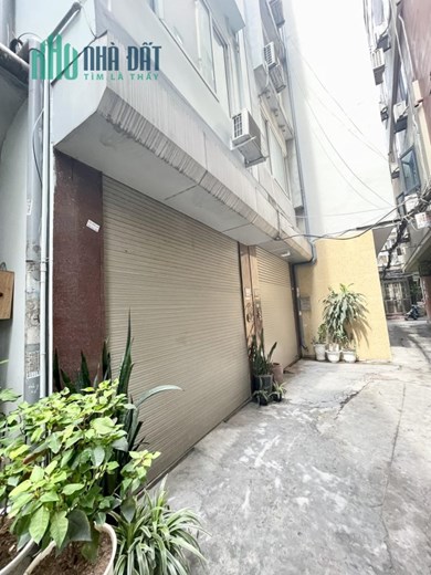 Nhà 5 tầng đẹp tại phố Nguyễn Văn Huyên, Cầu Giấy