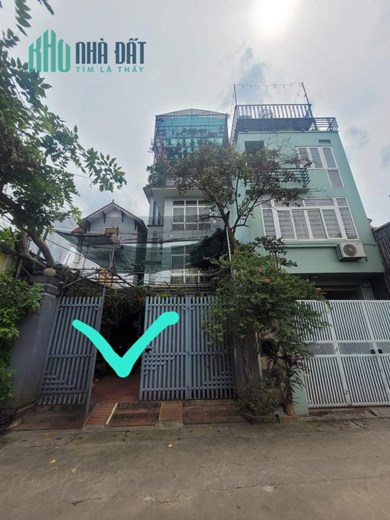 CÀN BÁN NHÀ NGỌC THUỴ DÂN XÂY ĐẸP NHƯ BT 5 TẦNG THANG MÁY DT 151M2  21 TỶ