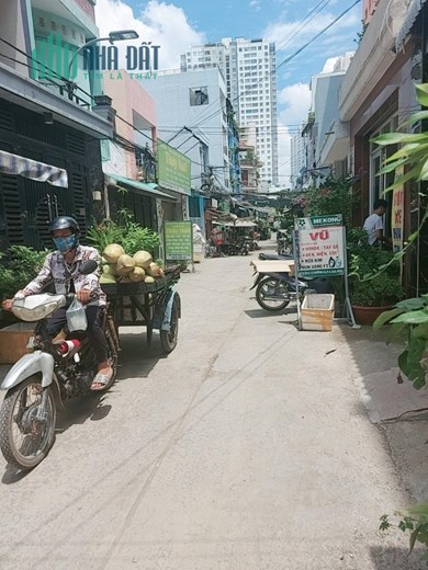 NHÀ LÊ VĂN LƯƠNG, QUẬN 7, 2 TẦNG, 4X18M, LỘ TRƯỚC NHÀ 3,5M, NHỈNH 4 TỶ