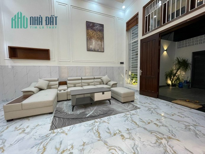 NHÀ NGỘP BÁN GẤP PHAN HUY ÍCH, DT 5x18, 3 TẦNG, GIÁ CHỈ 7.89 TỶ ( củ 9.3 )