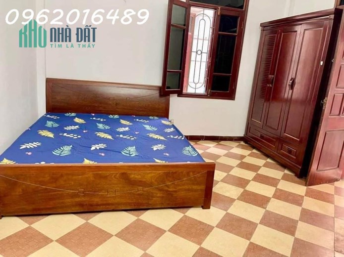 Xuân Thủy- 35m x 4T-MT 4m-Ở ngay- chỉ 3 tỷ 55 tỷ