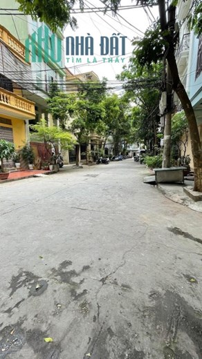 Bán nhà Đặng Văn Ngữ  P/Lô vỉa hè 3 ô tô tránh, Dt 50m x 5.5t, mt 6m, 11 tỷ.