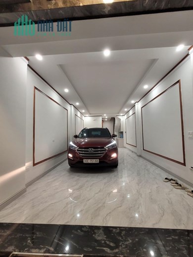 Hoooot Bán gấp căn nhà ngõ Hoàng Văn Thái, quận Thanh Xuân 50m² nhà 7 tầng oto vào nhà giá 10tỷ